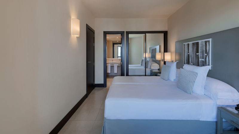 Största sovrummet på Precise Resort El Rompido - The Club har tillhörande badrum