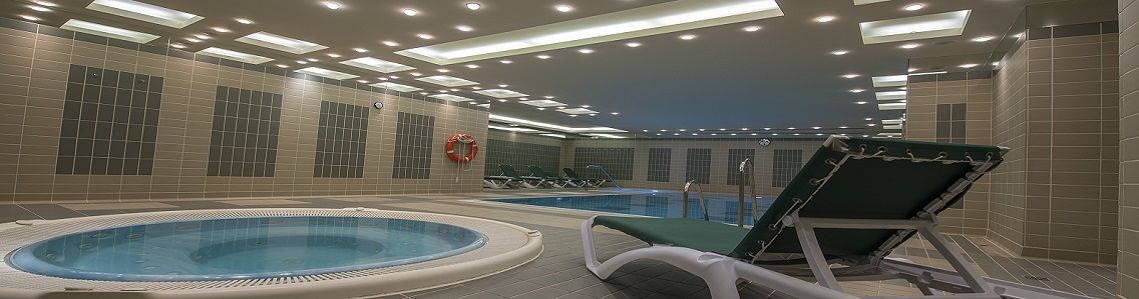 Indoor Pool and Jacuzzi - Open from miday to 8pm - Exclusive for Hotel’s guests
