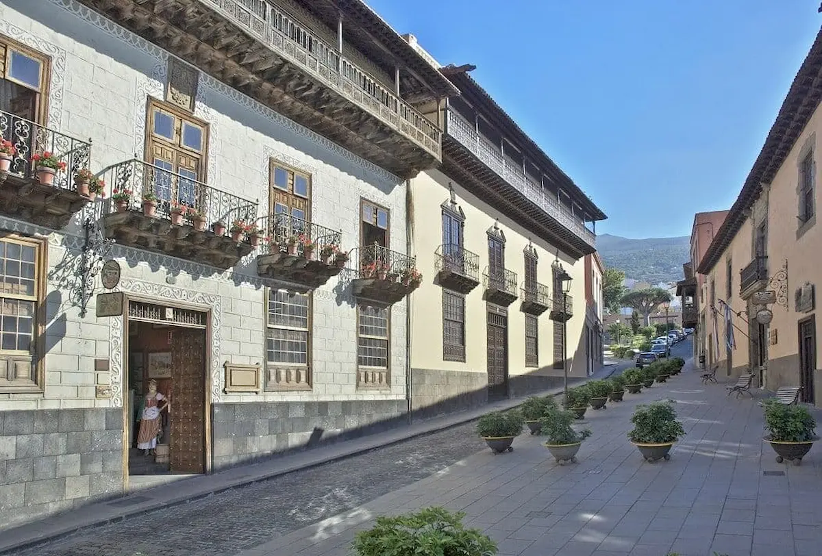 Entrada a la Casa de los Balcones en la Orotava