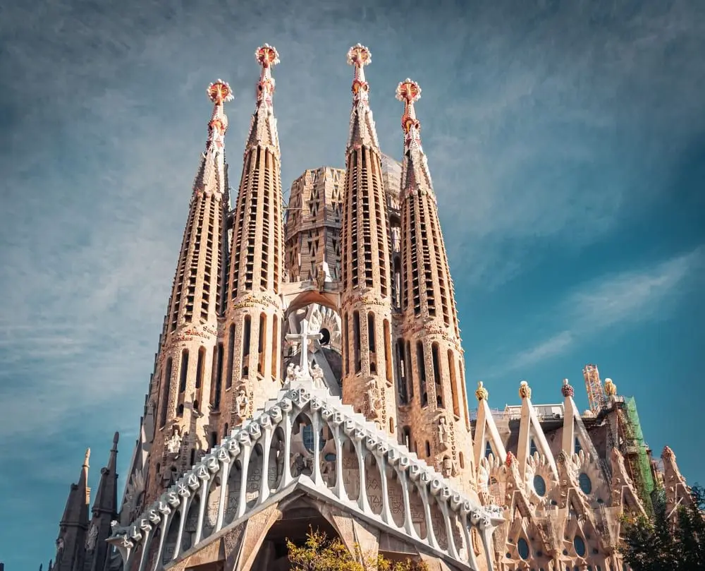 Visita guiada Sagrada Familia con acceso a torres