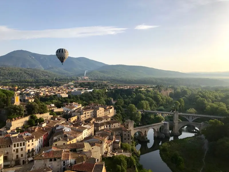 Vuelo en globo por la Garrotxa