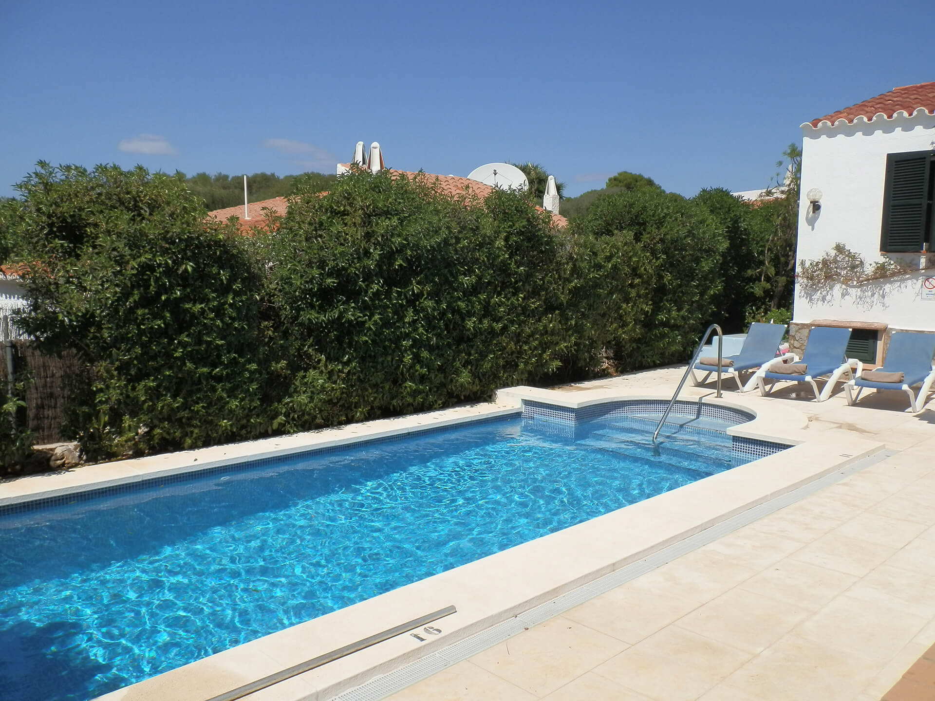 Villa Binizulema - Zona exterior y de la piscina  - Chalet con piscina - Binibeca - Menorca