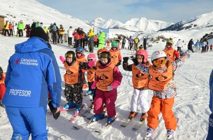 CURSILLOS ESQUÍ & SNOW