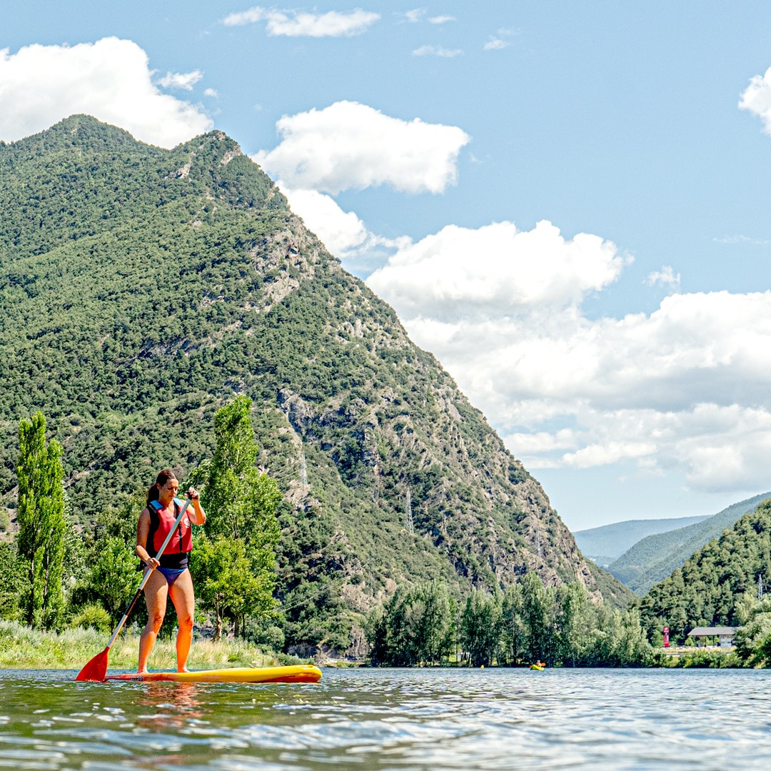 Alquiler Paddle Surf en el lago de la Torrassa