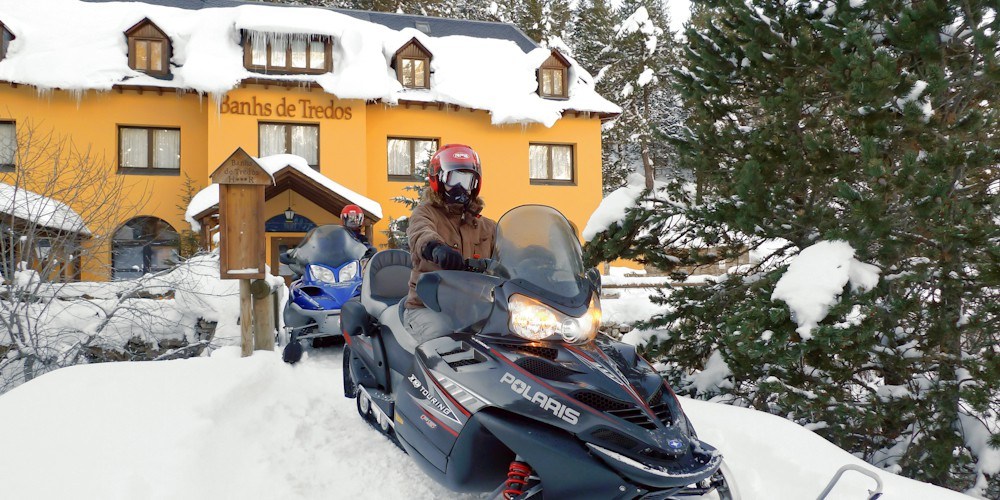 Motos De Nieve Excursión En Moto De Nieve A Montanheta (13 Km I/V) | Incluye Raquetas De Nieve + Comida