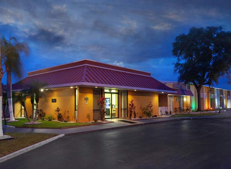 Stayable Suites Kissimmee