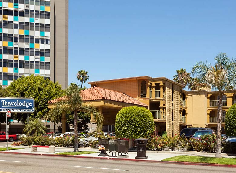 Travelodge by Wyndham Long Beach Convention Center