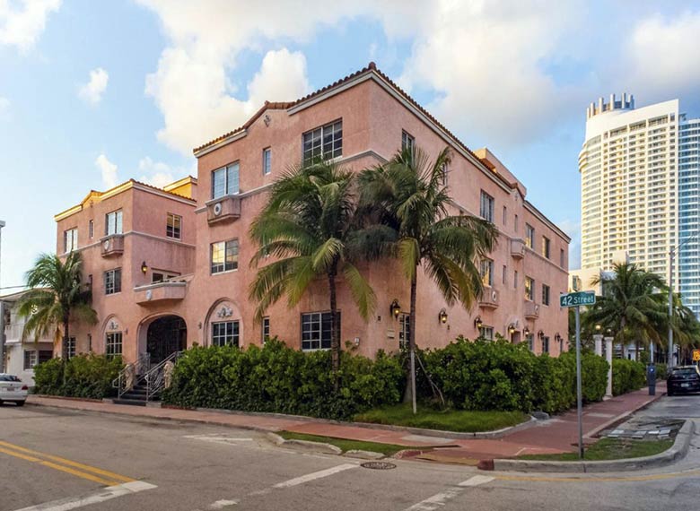 Secret Garden Miami Beach by Own Hotels