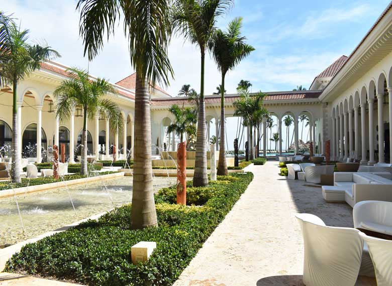 Paradisus Palma Real Golf & Spa Resort - All Inclusive Travegali Accessible  Hotel