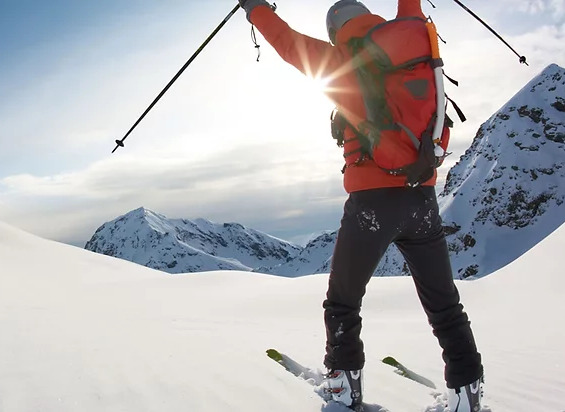 Classes D'esquí Masterclass Privada 2H O 1 H    Esquí O Snowboard - Sortida fora pistes amb professor