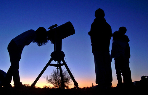 Observació Astronòmica amb Telescopi amb Infusions Km 0
