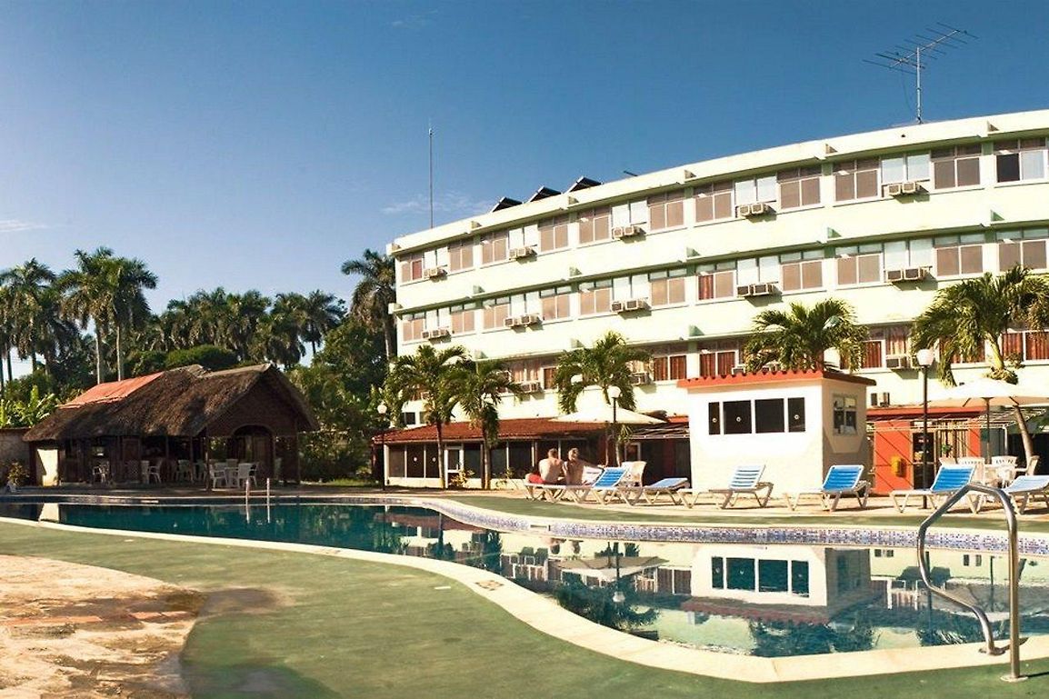 HOTEL Mariposa