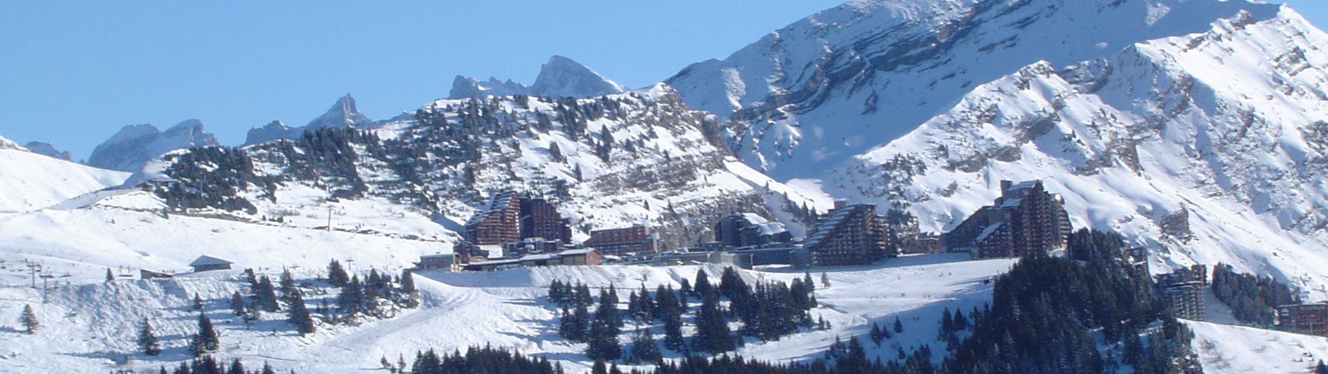 Hotels a totes les estacions d\’esquí - España, Andorra, Francia, Suiza....