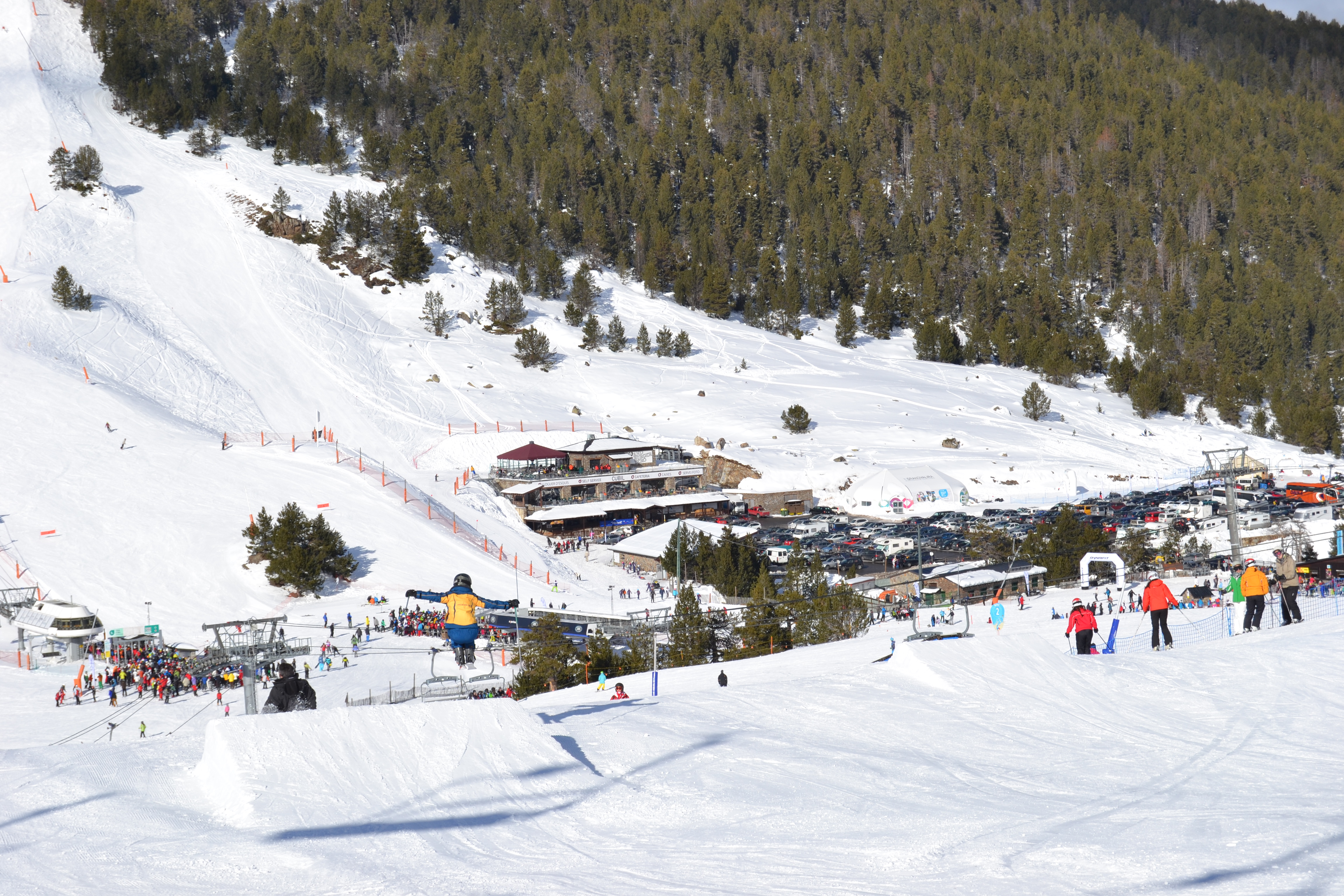 Alojamiento + Forfait Grandvalira 22 Al 27 De Enero